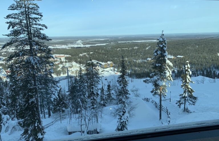 HET BLIJFT EEN SPROOKJESWERELD