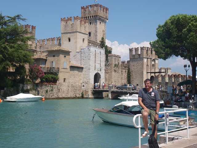 VRIJDAG 15 JULI 2011